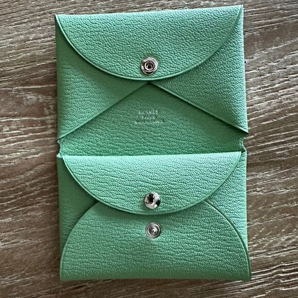 Hermes Calvi Duo Card Holder - Vert Criquet - Picture 3 of 8